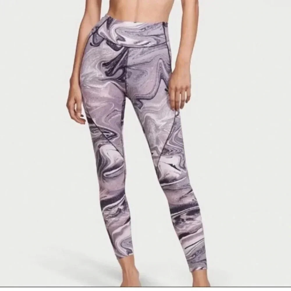 Victoria’s Secret High Rise Pocket Leggings Onyx Marble 7/8 Length NWOT - Picture 2 of 9